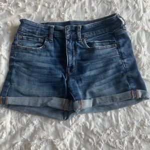 A&E shorts 💙